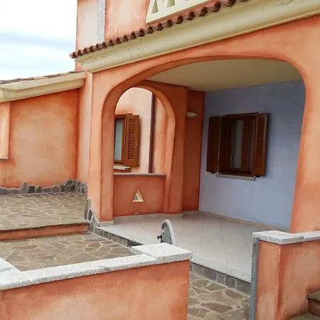 Montepetrosu Condominio Boungaville Quadrilocale Pt 2 Bagni 8 Posti Letto * San Teodoro (Sardinia)